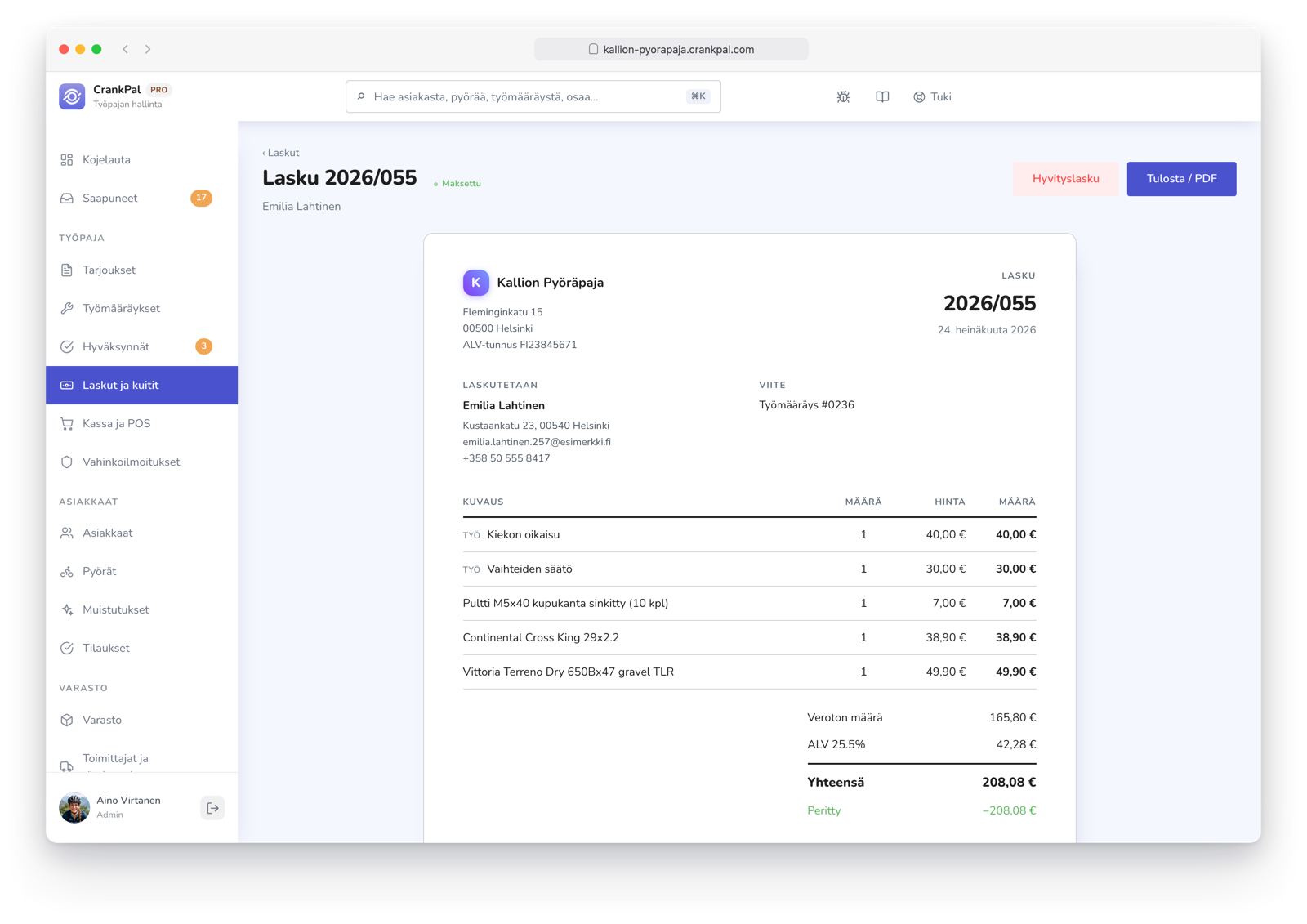 Fattura elettronica nel gestionale CrankPal con righe di manodopera e ricambi, totale, IVA, stato pagata, download XML della fattura elettronica, stampa PDF e nota di credito.