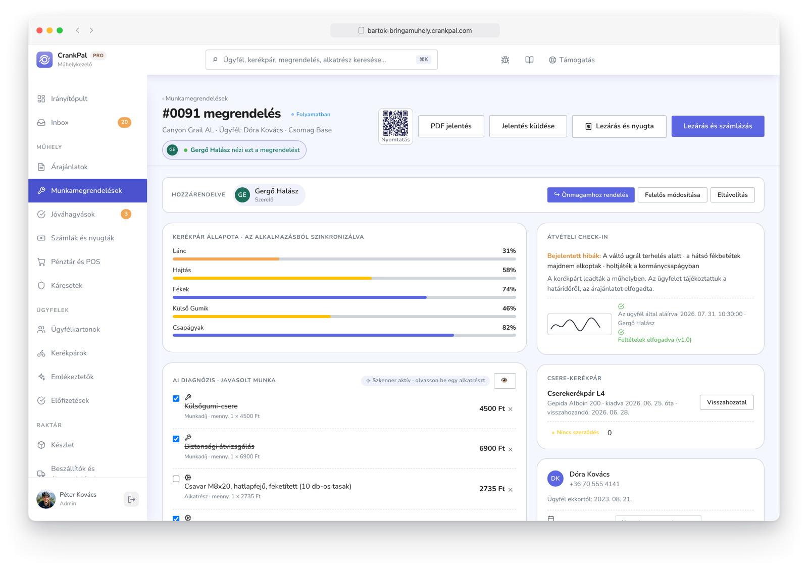 Ordine di lavoro CrankPal con previsione di servizio AI e interventi consigliati, check-in di accettazione con foto e firma, indicatore di presenza live di un collega e chat diretta tra meccanici.