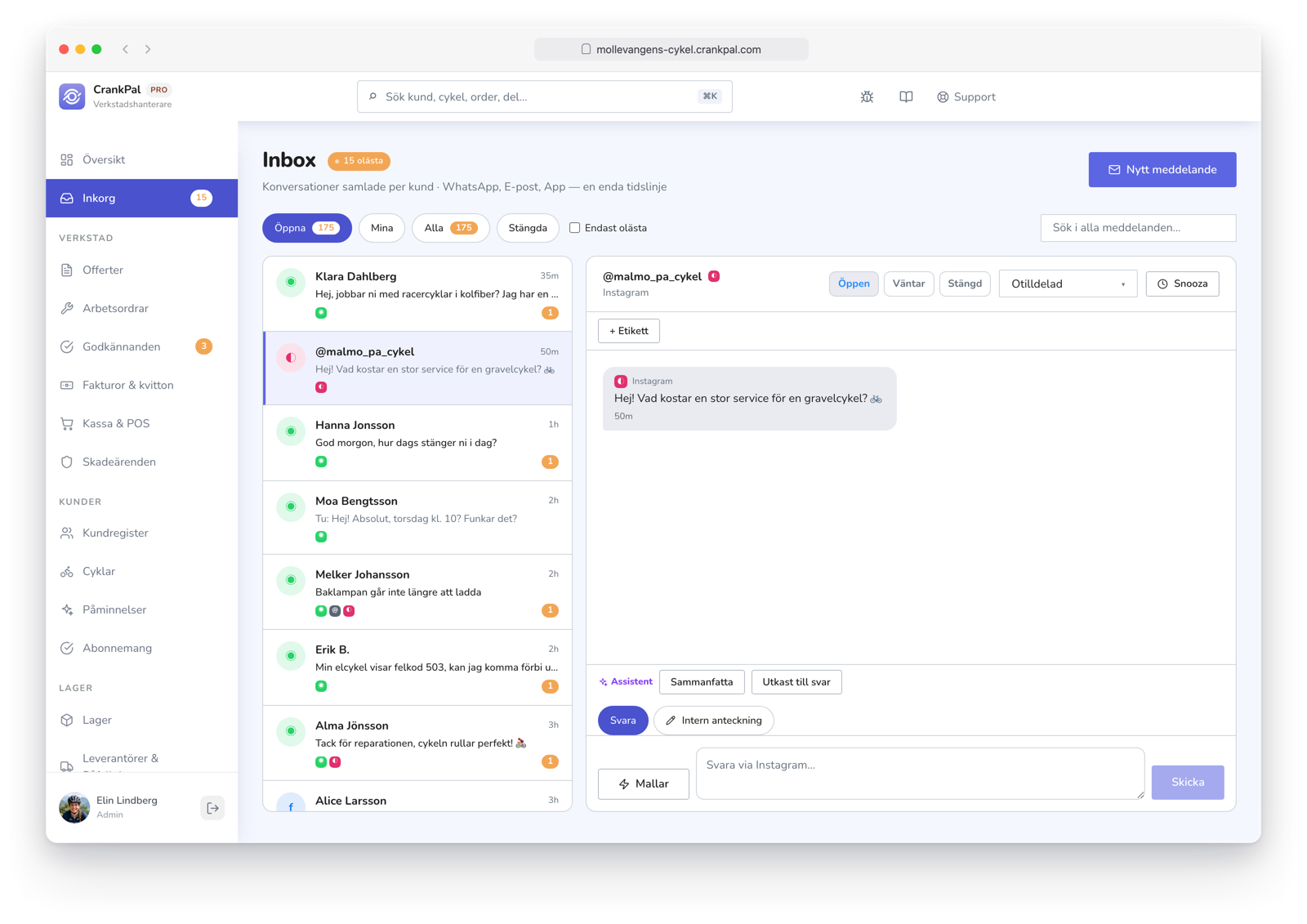Master Inbox di CrankPal con i messaggi dei clienti da WhatsApp, Email, Facebook, Instagram e app CrankPal in un'unica casella, con la conversazione aperta e il pulsante per aprire la scheda cliente.